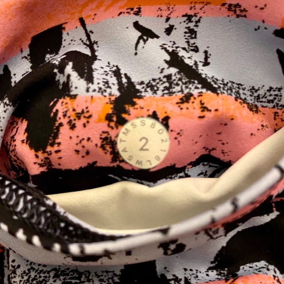 lululemon Fast and Free Tights 25” Size 2 - Picture 10 of 10